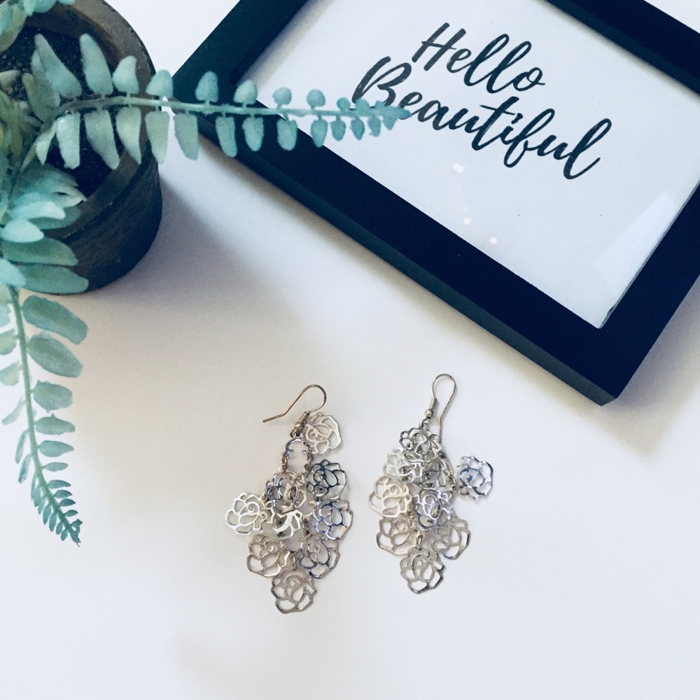 💝Silver Rose Earrings